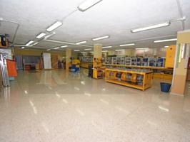 Local En venta en Mijas photo 0