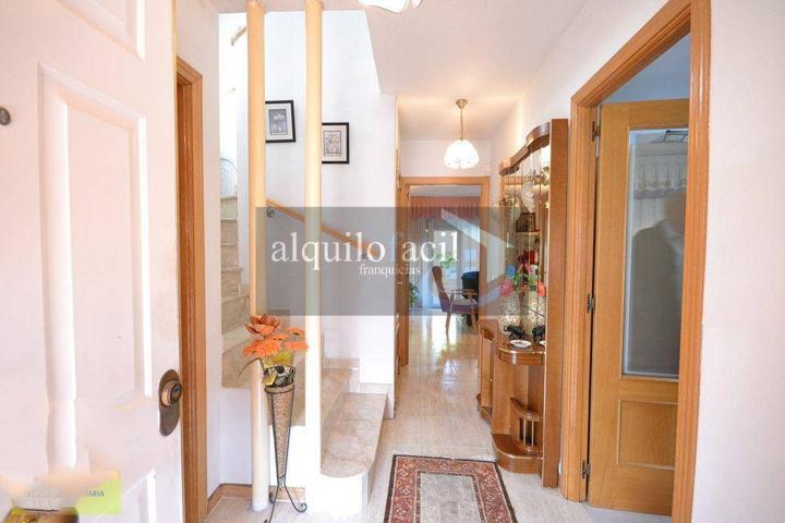 ESPECTACULAR CHALET EN RESIDENCIAL PRIVADO photo 0