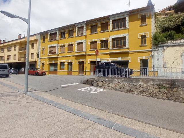 Edificio en Venta en Tineo, Asturias photo 0