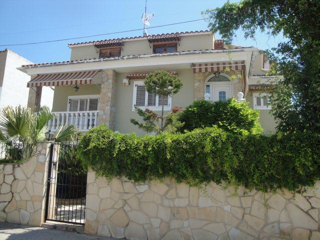 Casa en Venta en Chella, Valencia photo 0