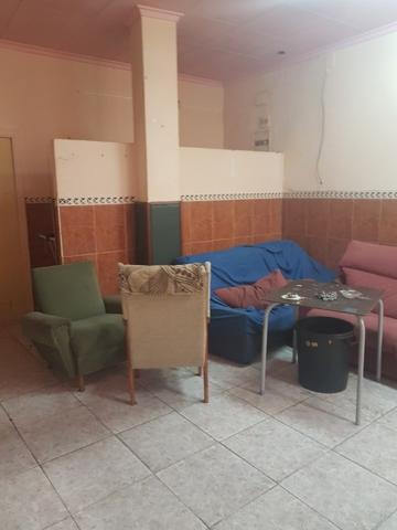 Local en Venta en Xàtiva, Valencia photo 0