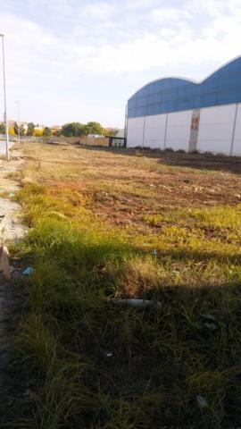 Terreno Urbano en Venta en zona piscina municipal La Carlota, Córdoba photo 0