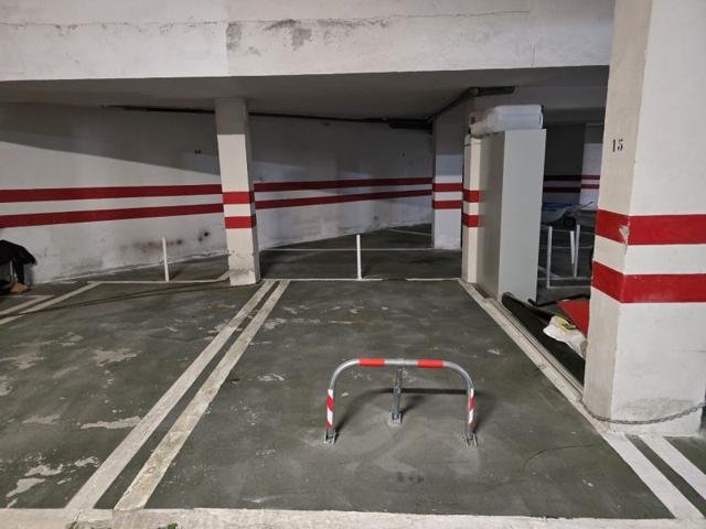 Garaje en Venta en Calahonda, Granada photo 0