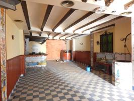 Local en Alquiler en Albal, Valencia photo 0