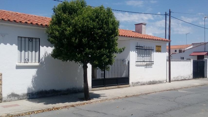 Adosado en Venta en El Batán, Cáceres photo 0