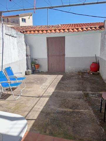 Casa en Venta en Calzadilla, Cáceres photo 0