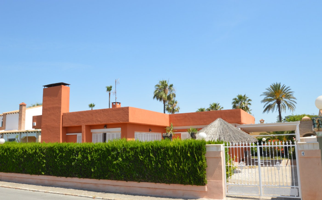 Casa en Venta en Torrevieja, Alicante photo 0