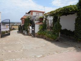 Casa en Venta en Santa Marta, Badajoz photo 0