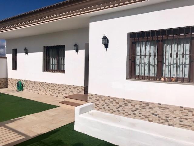 Casa en Venta en Santa Marta, Badajoz photo 0