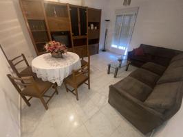 Piso en Alquiler en Santa Marta, Badajoz photo 0