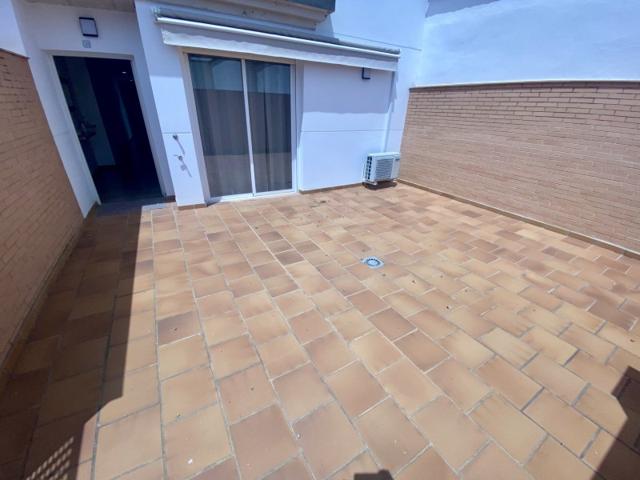 Planta Baja en Alquiler en Santa Marta, Badajoz photo 0