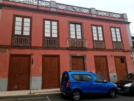 Edificio en Venta en , Santa Cruz de Tenerife photo 0