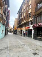 Alquiler local Cl. Isilla photo 0