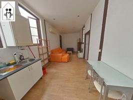 Piso En venta en Feria, 33, Feria, Sevilla photo 0