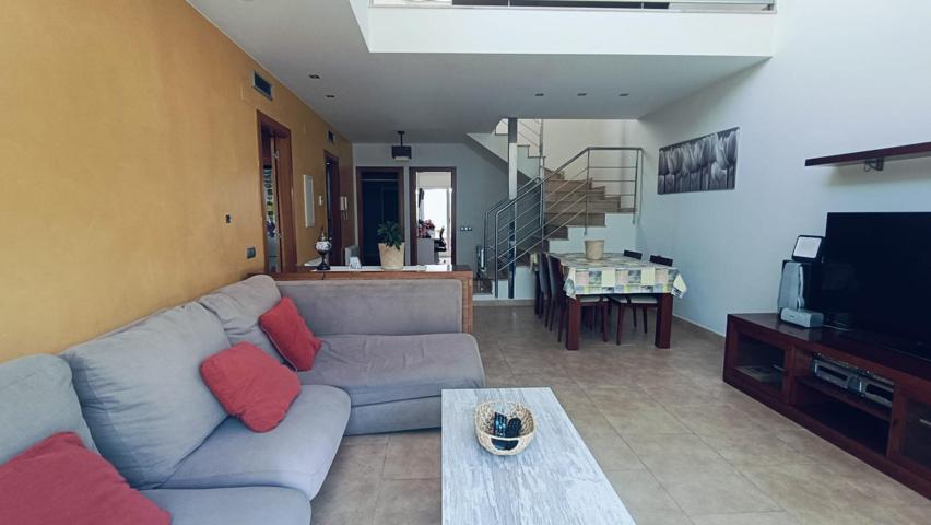Unifamiliar adosada - Vilanova i la Geltrú photo 0