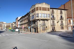 PISO EN EL CENTRO DE TAFALLA CON PATIO, GARAJE Y LOCAL COMERCIAL photo 0