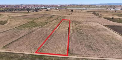 Finca Rústica en venta en Leganés de 6753 m2 photo 0