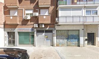 Local en venta en Madrid de 125 m2 photo 0