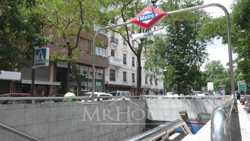 Apartamento en venta en Madrid de 52 m2 photo 0
