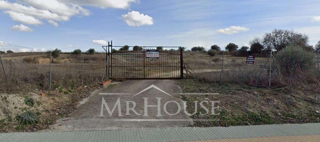 Finca Rústica en venta en Yeles de 23120 m2 photo 0