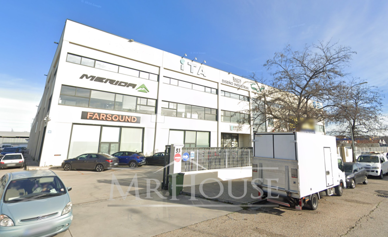 Oficina en venta en San Fernando de Henares de 108 m2 photo 0