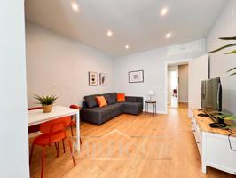 Piso en alquiler en Madrid de 67 m2 photo 0