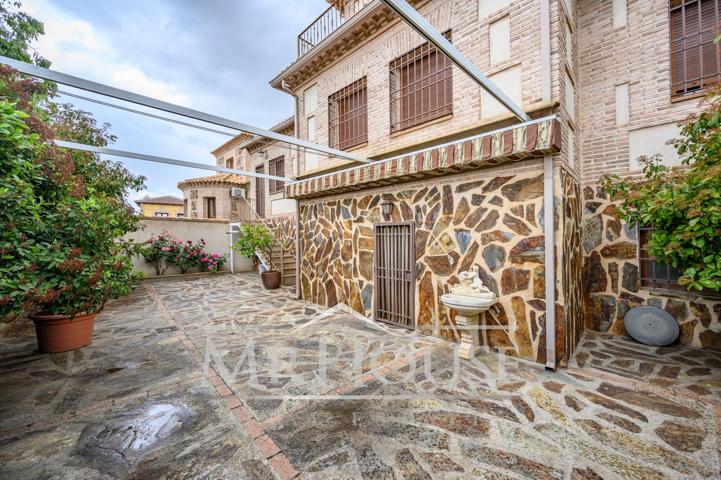 Pareado en venta en Guadamur de 334 m2 photo 0