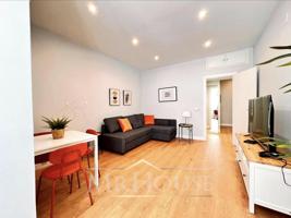 Piso en venta en Madrid de 67 m2 photo 0