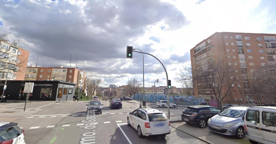 Local en venta en Madrid de 615 m2 photo 0