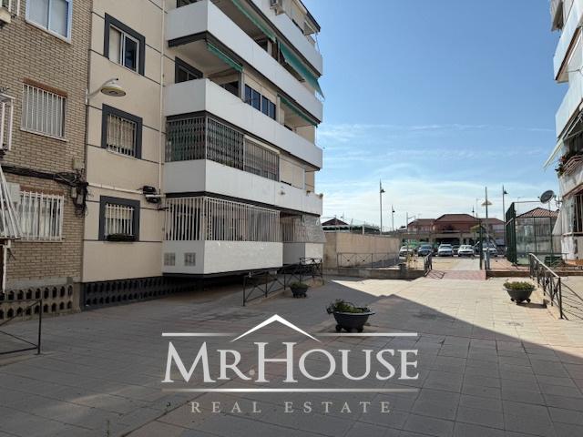 Piso en venta en Parla de 40 m2 photo 0