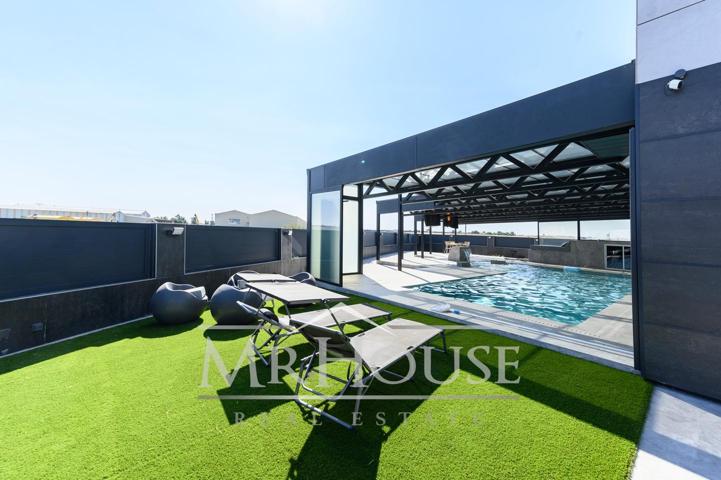 Mansión en venta en Torrejón de la Calzada de 775 m2 photo 0