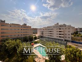Piso en venta en Madrid de 116 m2 photo 0