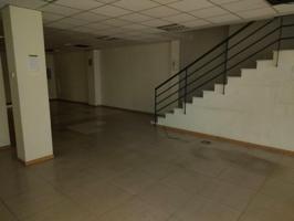 Local en venta en Las Rozas de Madrid de 180 m2 photo 0