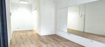 Local en alquiler en Madrid de 26 m2 photo 0