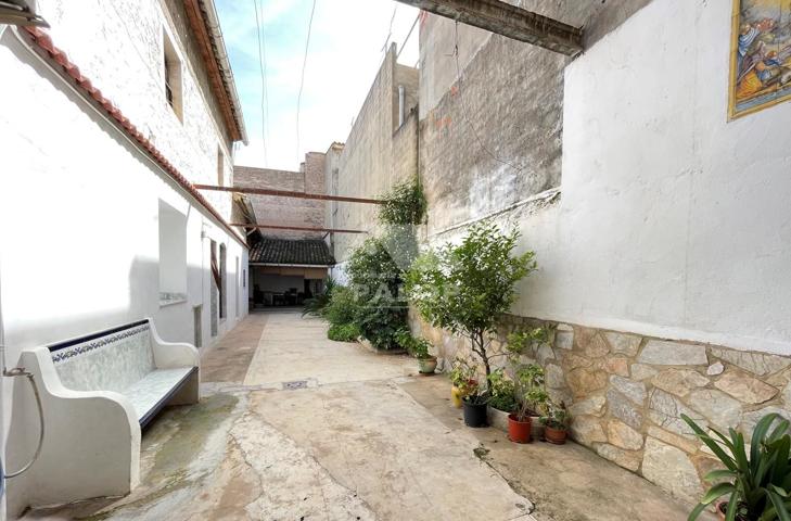 Casa De Pueblo en venta en La Pobla Llarga de 387 m2 photo 0