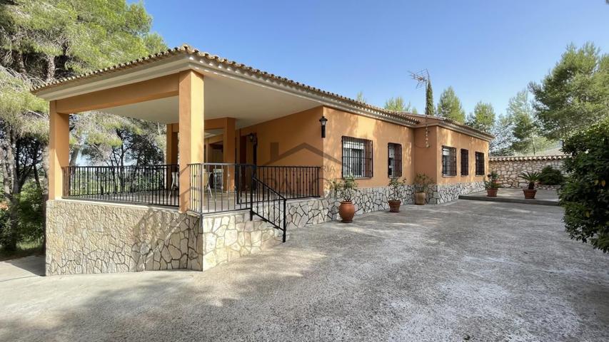 Casa Rústica en venta en Carcaixent de 292 m2 photo 0