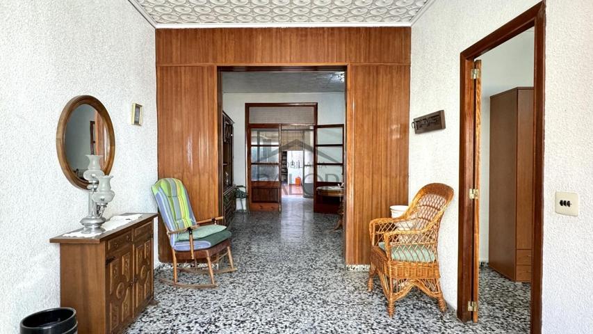 Casa en venta en Carcaixent, Valencia, de 167 m² photo 0