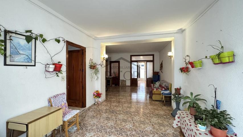 Casa en venta en Carcaixent, Valencia, de 245 m² photo 0