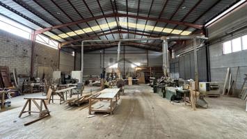 Nave industrial en alquiler en Carcaixent photo 0