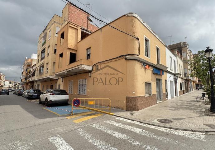 Casa esquinera para reformar en Alberic, Valencia photo 0
