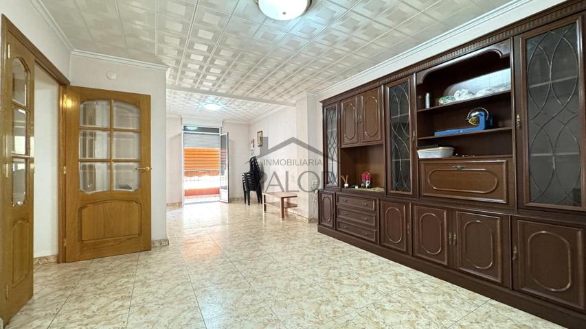 Piso en venta en Carcaixent, Valencia, de 116 m² photo 0