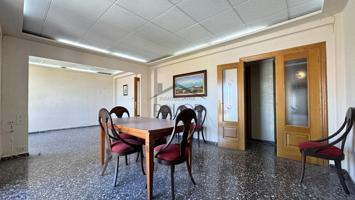 Piso en venta en Carcaixent, Valencia, de 142 m² photo 0