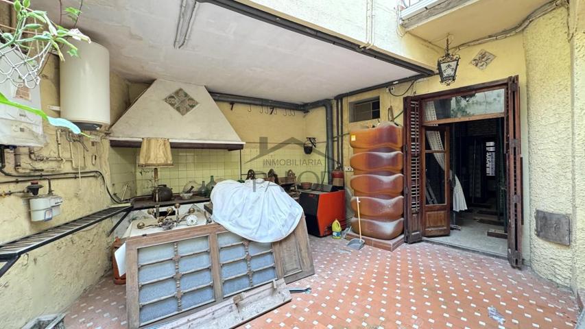 Casa en venta en Carcaixent, Valencia, de 250 m² photo 0