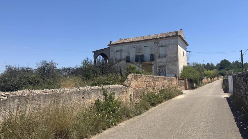 Casa rústica en venta en La Pobla Llarga, Valencia photo 0