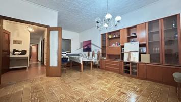 Piso zona Ayuntamiento photo 0