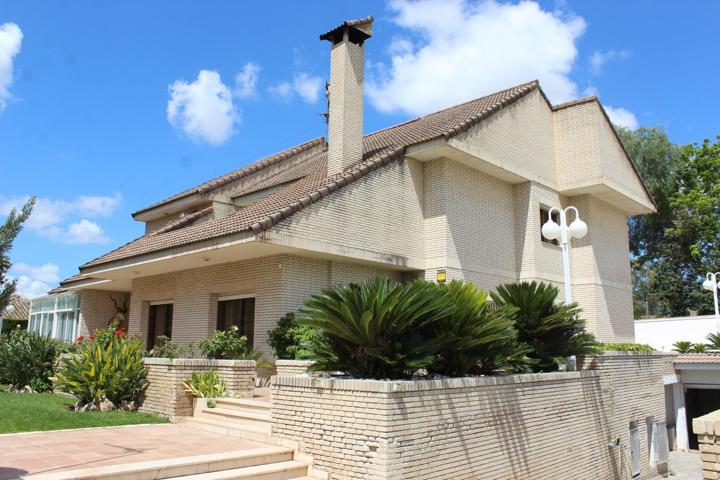 Chalet independiente a la venta en Jerez de la Frontera, Cádiz photo 0