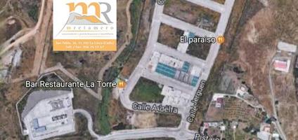 Parcela de terreno para hacer 3 naves o nave de 1.050 m2 más 188,22 m2 de patio exterior. photo 0