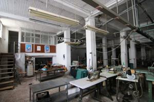 Amplio local comercial de 376 M2 photo 0