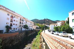 Casa en el centro de Tolox con vistas Sierra de las Nieves photo 0