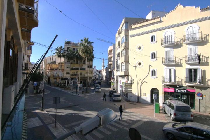 Se vende Bloque de piso en el centro de Coín. photo 0